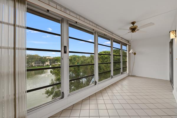 Lucaya Village, 2202 Lucaya Bnd #D4, Coconut Creek, Florida 33066, image 1