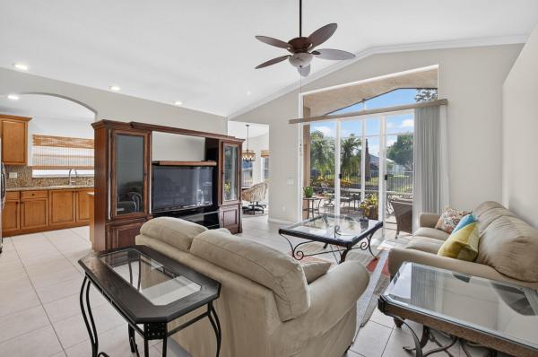 Valencia Palms, 6815 Imperial Beach Cir, Delray Beach, Florida 33446, image 3