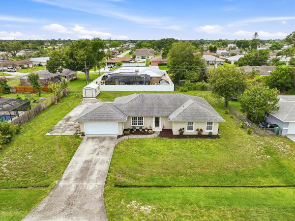 Riverview, 482 SE Galleon Ln, Port St. Lucie, Florida 34983, image 2