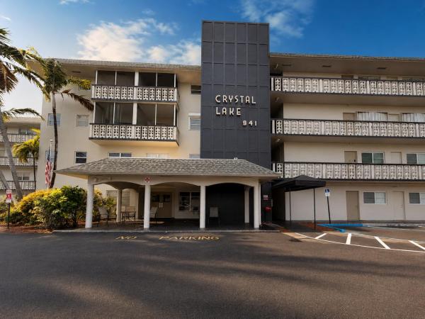 Crystal Lake 941, 941 Crystal Lake Dr #309, Deerfield Beach, Florida 33064, image 3