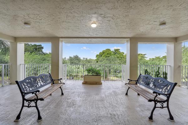 Cypress Grove At Palm-Aire, 804 Cypress Grove Ln #408, Pompano Beach, Florida 33069, image 2