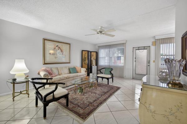 330 Wellington G, West Palm Beach, Florida 33417, image 3