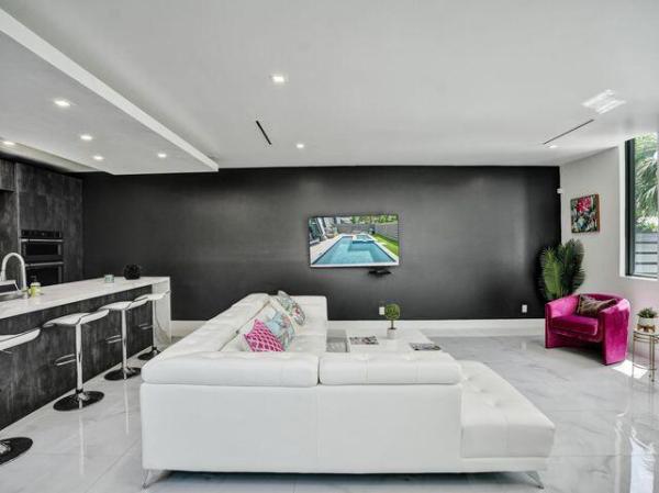 Livermore Estates, 2514 NE 21st St #A, Fort Lauderdale, Florida 33305, image 3