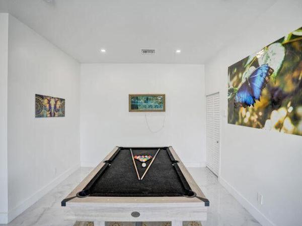 Livermore Estates, 2514 NE 21st St #A, Fort Lauderdale, Florida 33305, image 3