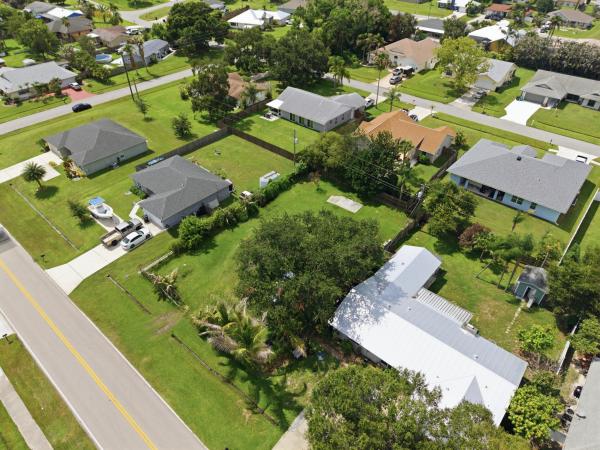 Riverview, 719 SE Thornhill Dr, Port St. Lucie, Florida 34983, image 3
