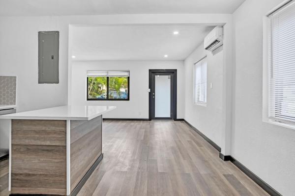 South Middle River, 1316 NW 2nd Ave, Fort Lauderdale, Florida 33311, image 1