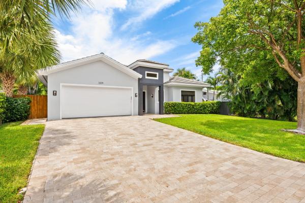Hillsboro Shores, 3209 Leigh Rd, Pompano Beach, Florida 33062, image 1