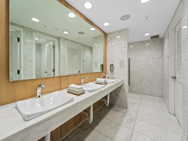 400 Sunny Isles West, 400 Sunny Isles Blvd #1608, Sunny Isles Beach, Florida 33160, image 1