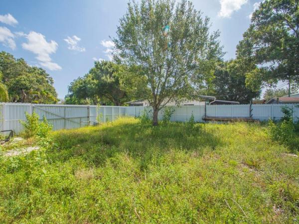 Palm Gardens, 355 Johnston St, Fort Pierce, Florida 34982, image 1