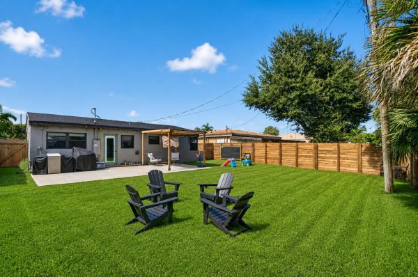 North Andrews Terrace, 110 NW 56th St, Oakland Park, Florida 33309, image 1
