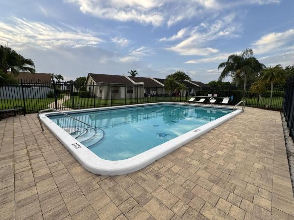 Boca Bend West, 10295 Boca Bnd W #L4, Boca Raton, Florida 33428, image 2