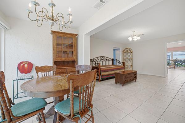 Greentree Villas, 4843 Greentree Ln #B, Boynton Beach, Florida 33436, image 2