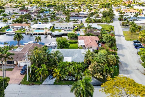 Pompano Isles, 2200 SE 9th St, Pompano Beach, Florida 33062, image 3