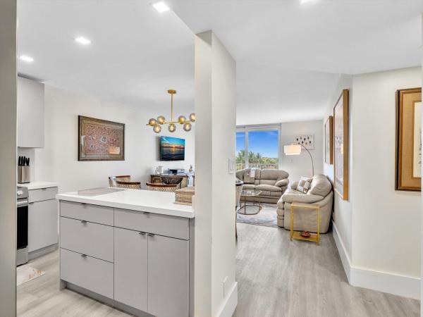 Rio Espana, 1421 S Ocean Blvd #503, Pompano Beach, Florida 33062, image 2