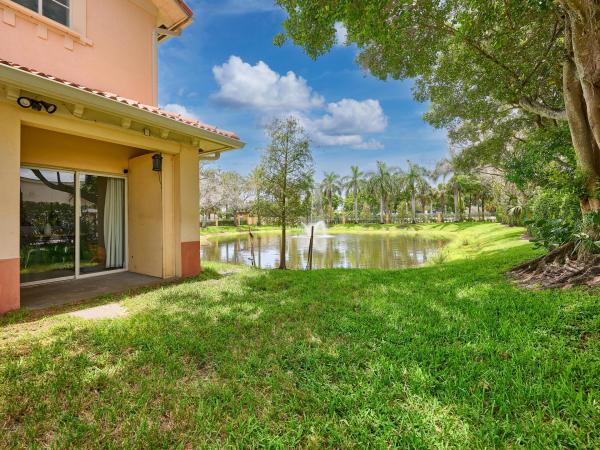 Santa Catalina Townhomes, 101 S Santa Catalina Cir, North Lauderdale, Florida 33068, image 2