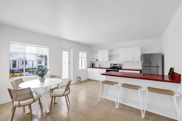 320 Inlet Way #3, Palm Beach Shores, Florida 33404, image 3