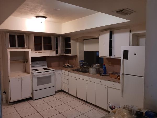Miramar Park, 7757 SE Embassy Blvd, Miramar, Florida 33023, image 2