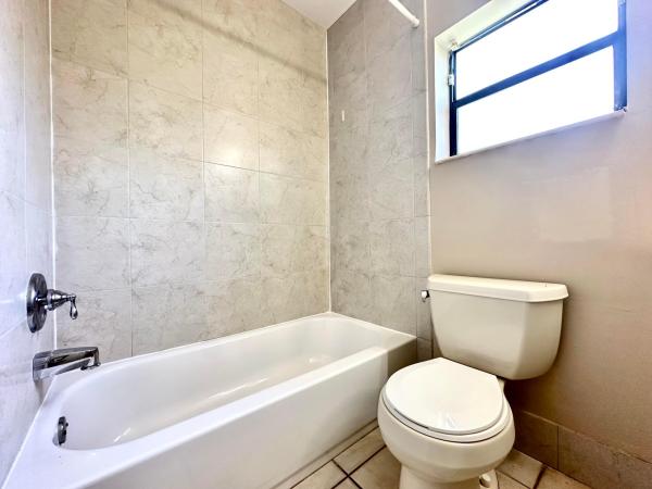Baywood Village 3, 4509 Carambola Cir S #27298, Coconut Creek, Florida 33066, image 2