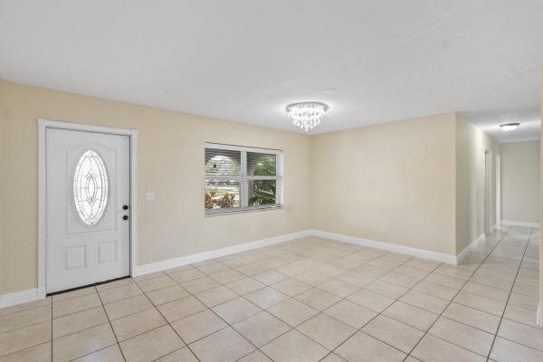 Palmetto Pines, 4784 Alfresco St, Boca Raton, Florida 33428, image 1
