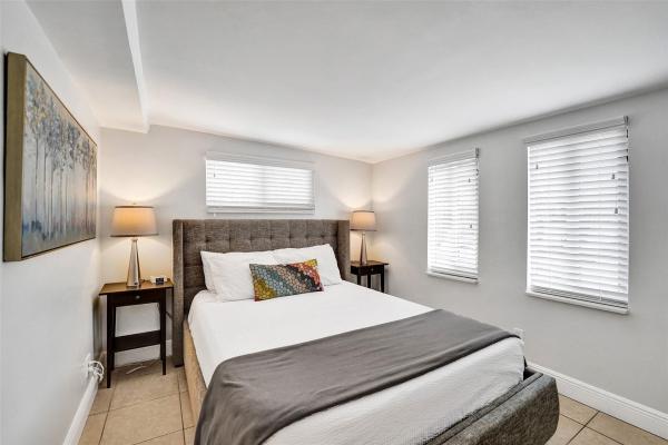 Lake Ridge, 1245 NE 17th Way, Fort Lauderdale, Florida 33304, image 3