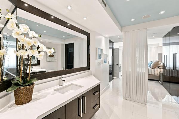 Porto Bellagio, 17100 N Bay Rd #1401, Sunny Isles Beach, Florida 33160, image 2