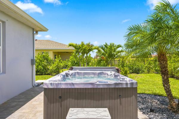 Crosstown Commons, 10555 SW Vasari Way, Port St. Lucie, Florida 34987, image 2