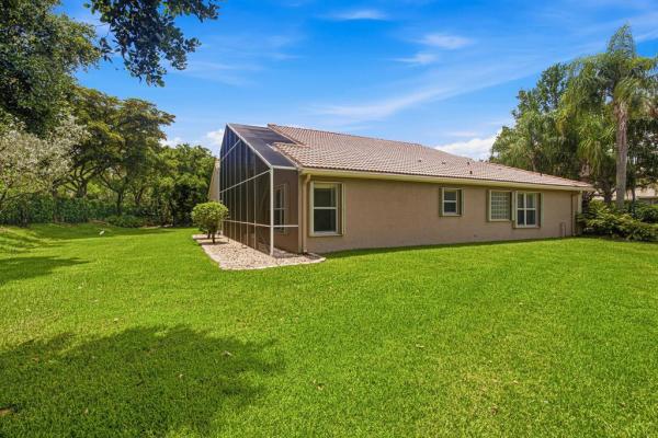7639 Tarpon Cove Cir, Lake Worth, Florida 33467, image 1