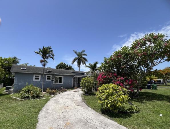 10460 SW 165th St, Unincorporated Dade County, Florida 33157, image 1