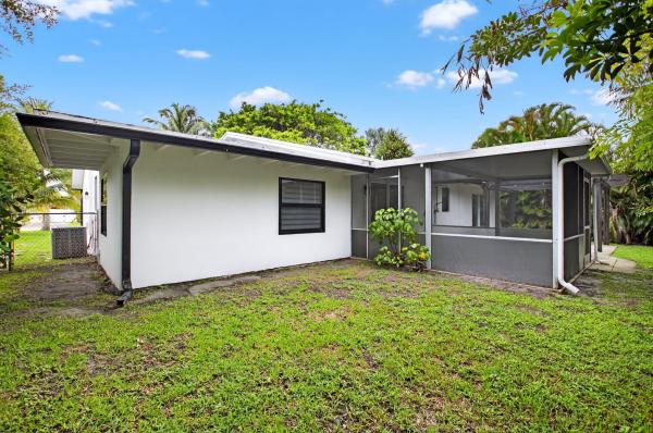Tropic Palms, 725 Heron Dr, Delray Beach, Florida 33444, image 2