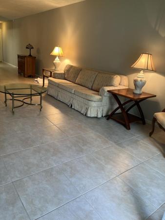 Martinique Village, 4701 Martinique Dr #L2, Coconut Creek, Florida 33066, image 1