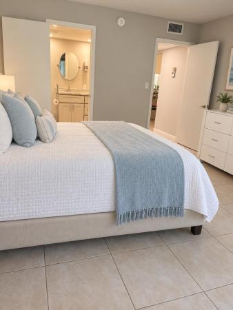 Martinique Village, 4701 Martinique Dr #L2, Coconut Creek, Florida 33066, image 1