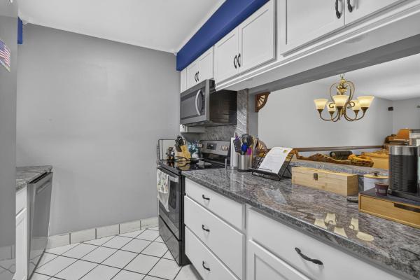 Greenway Village South, 12027 Greenway Cir S #204, Royal Palm Beach, Florida 33411, image 3