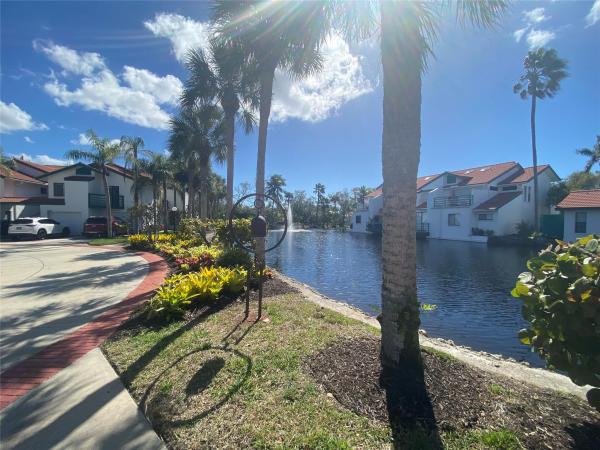 2286 Anchorage Ln #A, Naples, Florida 34104, image 1
