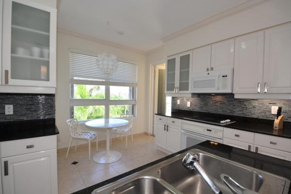 Resort Villa, 707 Crandon Blvd #PH-8, Key Biscayne, Florida 33149, image 2