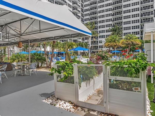 Coral Ridge Towers South, 3333 NE 34th St #414, Fort Lauderdale, Florida 33308, image 2