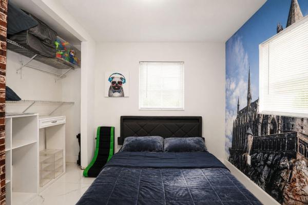 Boulevard Heights, 511 N 69th Way, Hollywood, Florida 33024, image 1