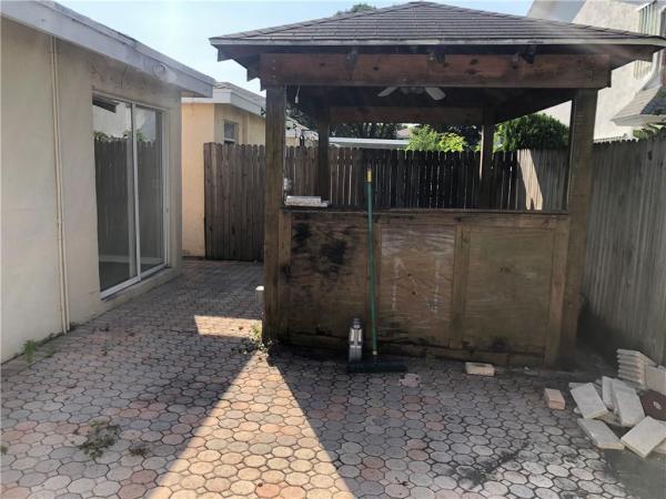 4109 Eastridge Cir, Deerfield Beach, Florida 33064, image 2