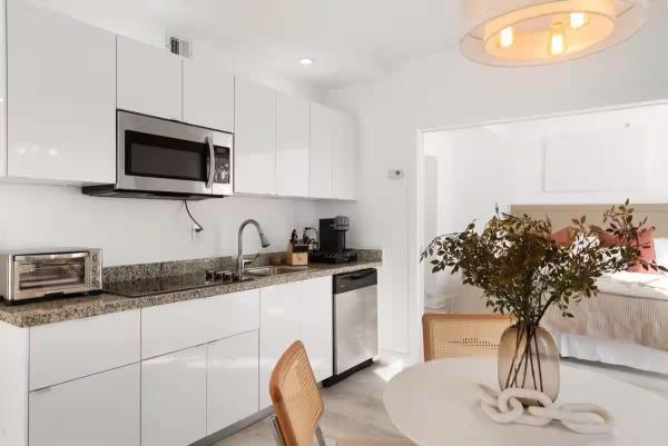 Barbizon Beach Club, 530 Ocean Dr #103A, Miami Beach, Florida 33139, image 3