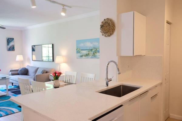 The Courtyards In CityPlace, 720 S Sapodilla Ave #514, West Palm Beach, Florida 33401, image 3