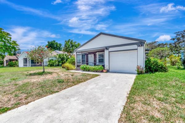 Rainbow Lakes, 5048 Brian Blvd, Boynton Beach, Florida 33472, image 2