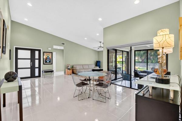Green Glen 2 The Mews At Indian Spring, 5791 Lakeview Mews Pl, Boynton Beach, Florida 33437, image 3