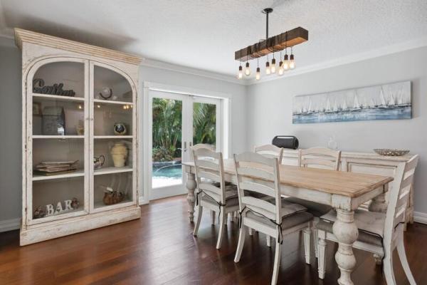 Sugar Pond Manor, 14324 Paddock Dr, Wellington, Florida 33414, image 2