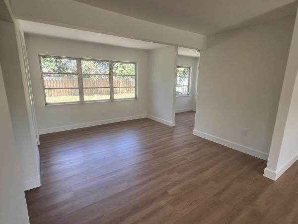 Gramercy Park, 4787 Tortuga Dr, West Palm Beach, Florida 33407, image 2