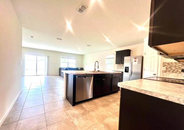 Crane Landing, 341 SW Ridgecrest Dr, Port St. Lucie, Florida 34953, image 2