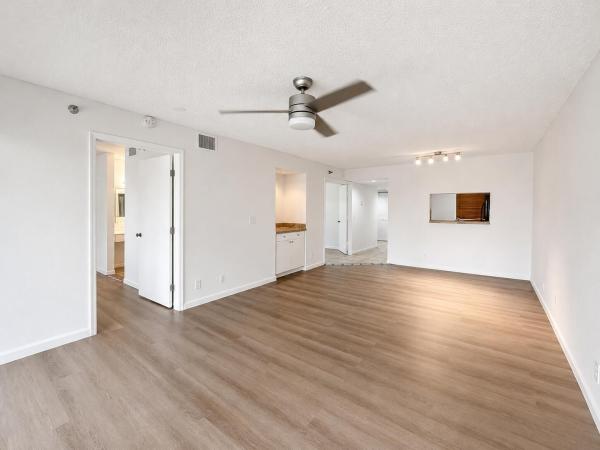 San De Vance Golf & Tennis Club, 340 NW 67th St #108, Boca Raton, Florida 33487, image 1