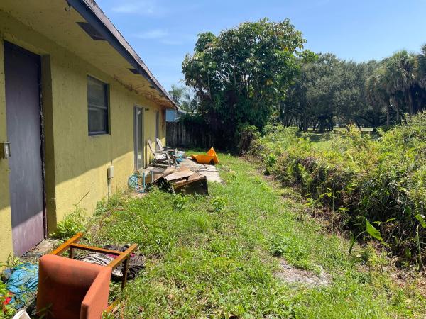 6663 Riggers Rd, Lake Worth, Florida 33462, image 2