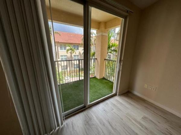 Flagler Pointe, 1803 N Flagler Dr #312, West Palm Beach, Florida 33407, image 3