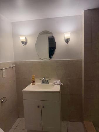 871 NE 207th Ln #104-15, Unincorporated Dade County, Florida 33179, image 2