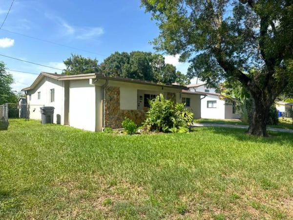 Atlanta Lake, 7231 Freedom St, Hollywood, Florida 33024, image 2