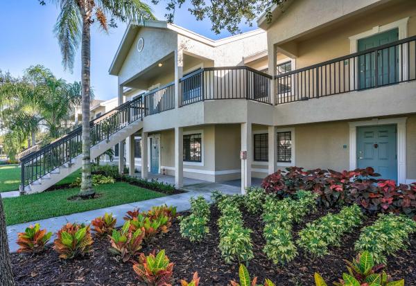 4685 N Haverhill Rd #E1, West Palm Beach, Florida 33417, image 2